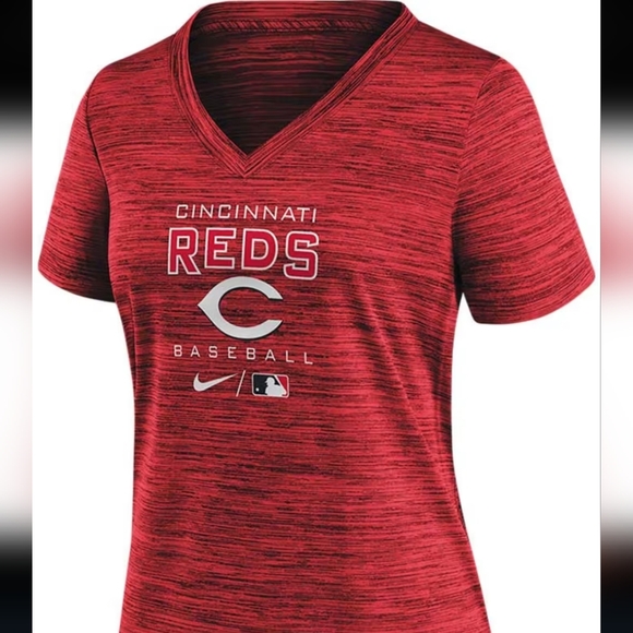 THE NIKE TEE CINCINNATI REDS WOMENS RED  T-SHIRT Size Large Dri Fit - Picture 1 of 11